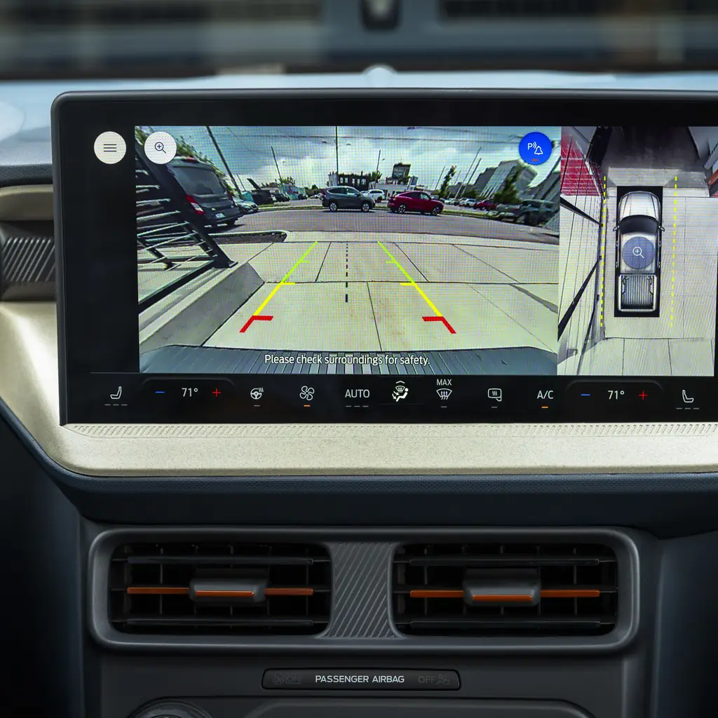 The reversing-camera view on a 2025 Ford Maverick screen.