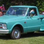 1967 Chevrolet C10 Stepside with its bed-side step