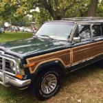 1991 Jeep Grand Wagoneer with simulated woodgrain, later-year context for the 1988 model discussed
