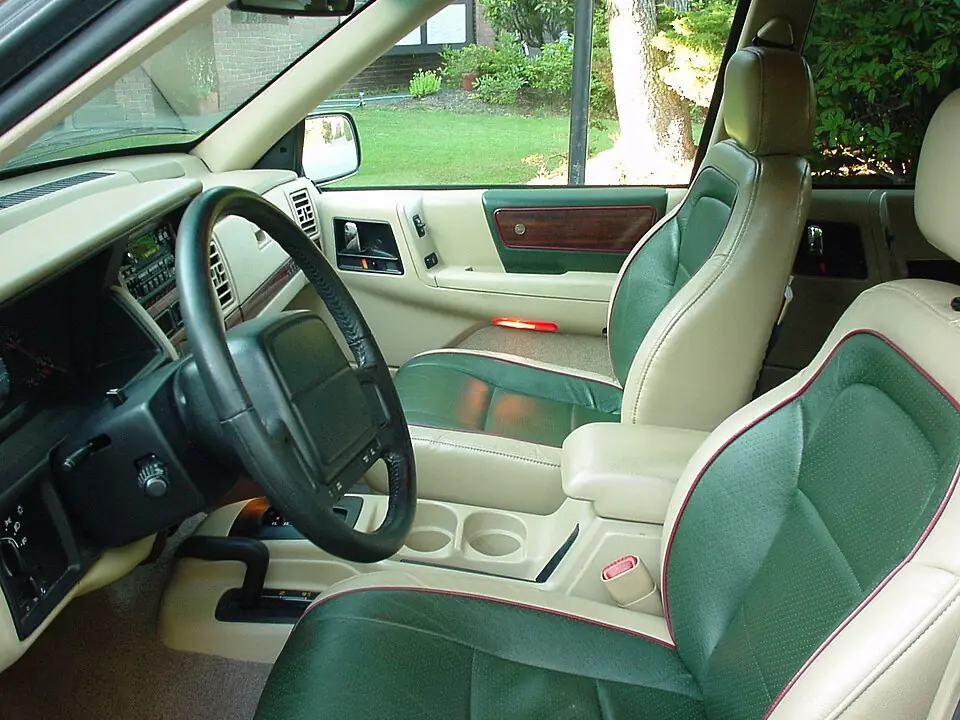 1995 Jeep Grand Cherokee Orvis Edition seats